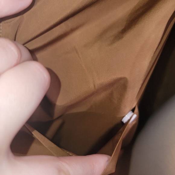 Fabletics Oversized Puffer Vest Size S Natural Blush/Bronzed Brown - Picture 7 of 10